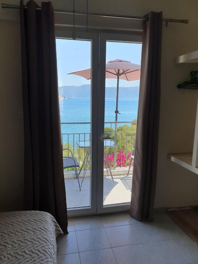 Ballas Apartments Agia Efimia Exteriér fotografie