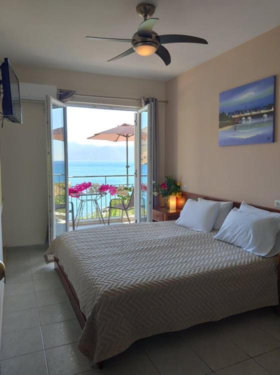 Ballas Apartments Agia Efimia Exteriér fotografie