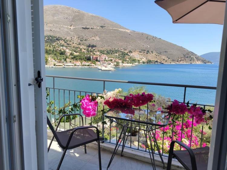 Ballas Apartments Agia Efimia Exteriér fotografie