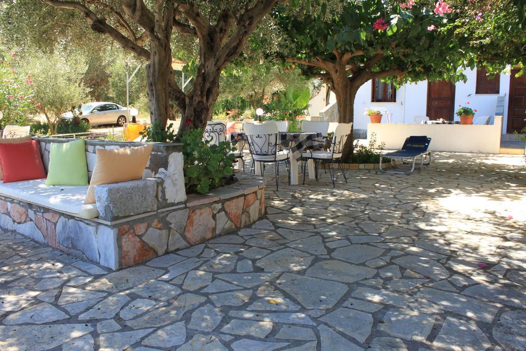 Ballas Apartments Agia Efimia Exteriér fotografie