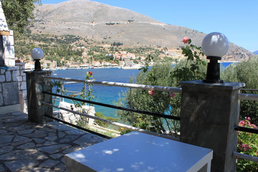 Ballas Apartments Agia Efimia Exteriér fotografie