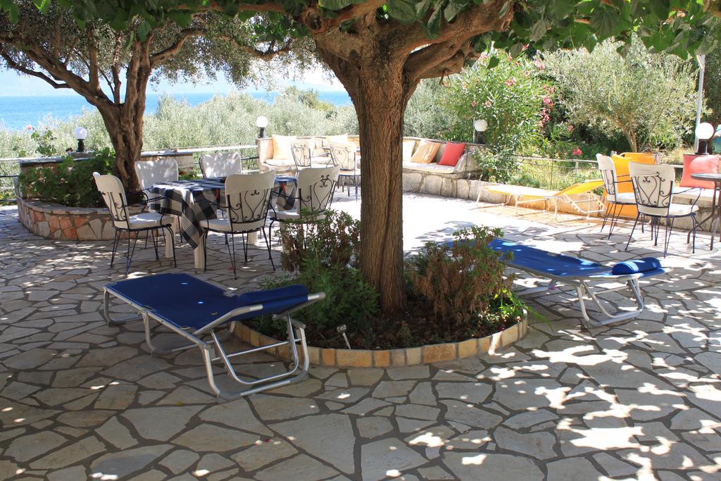 Ballas Apartments Agia Efimia Exteriér fotografie