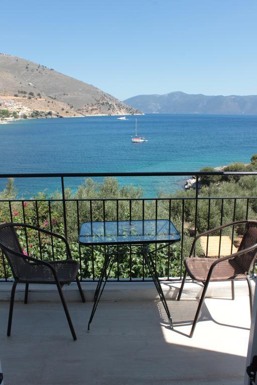 Ballas Apartments Agia Efimia Exteriér fotografie