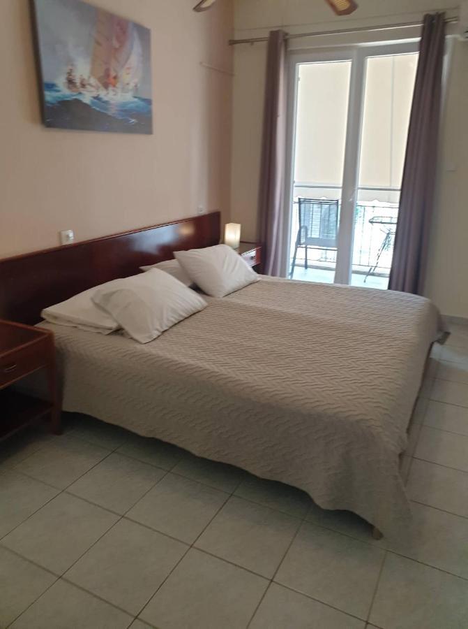 Ballas Apartments Agia Efimia Exteriér fotografie