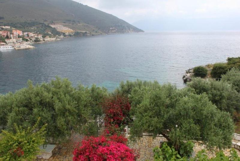 Ballas Apartments Agia Efimia Exteriér fotografie
